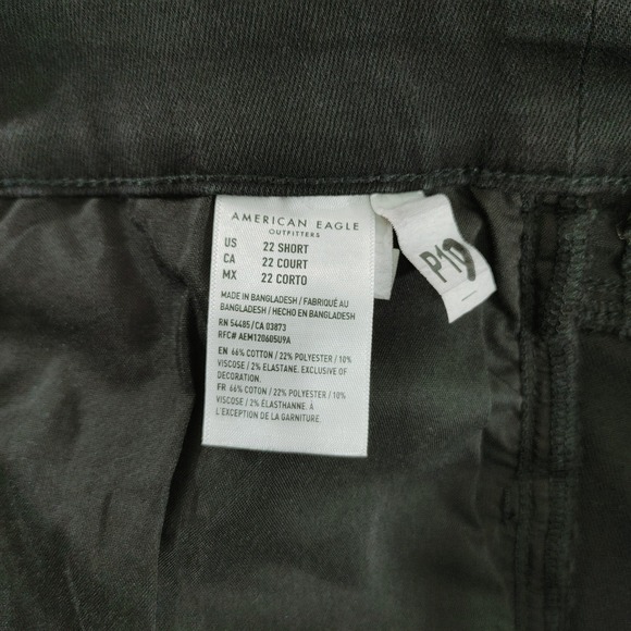 American Eagle Outfitters Black High Waisted Jeans Womens Size 22 Short - Picture 3 of 10